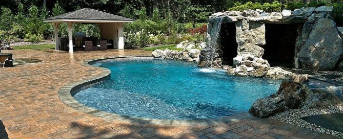 Custom In-ground Swimming Pool Features: