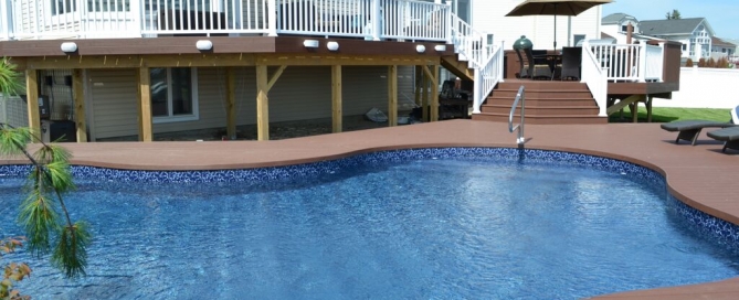 Elegant Multi-Level Deck and Freeform Pool: