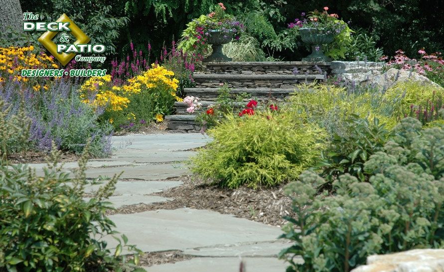 Hardscapes That Look Natural: 
