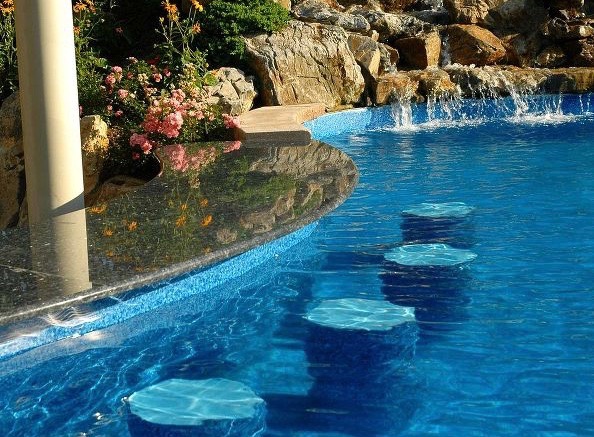 Swimming Pool Amenities (Long Island/NY):