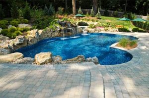 Seamless Integration of Pool and Patio