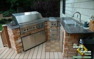 Small Deck With Outdoor Kitchen