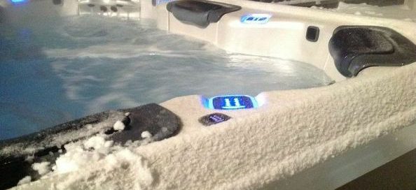 Hot Tubs in Winter (Long Island/NY):